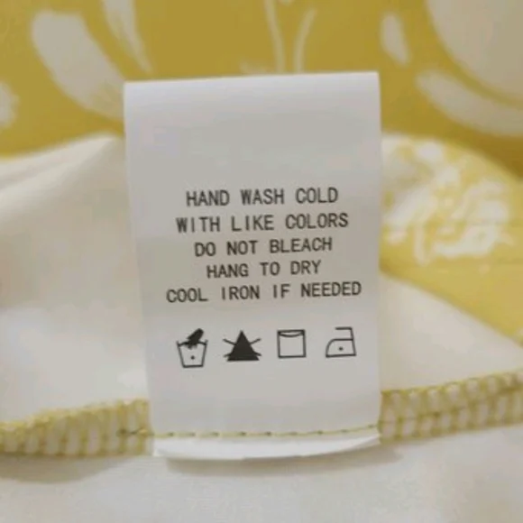 Mellóday Golden Yellow & White Floral Short Puff Sleeve Blouse Sz L NWT - Picture 10 of 16